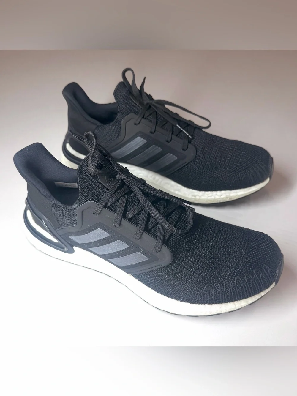 Adidas Women’s Ultraboost 20 Boost Running Sneakers White Black Size- 10.5